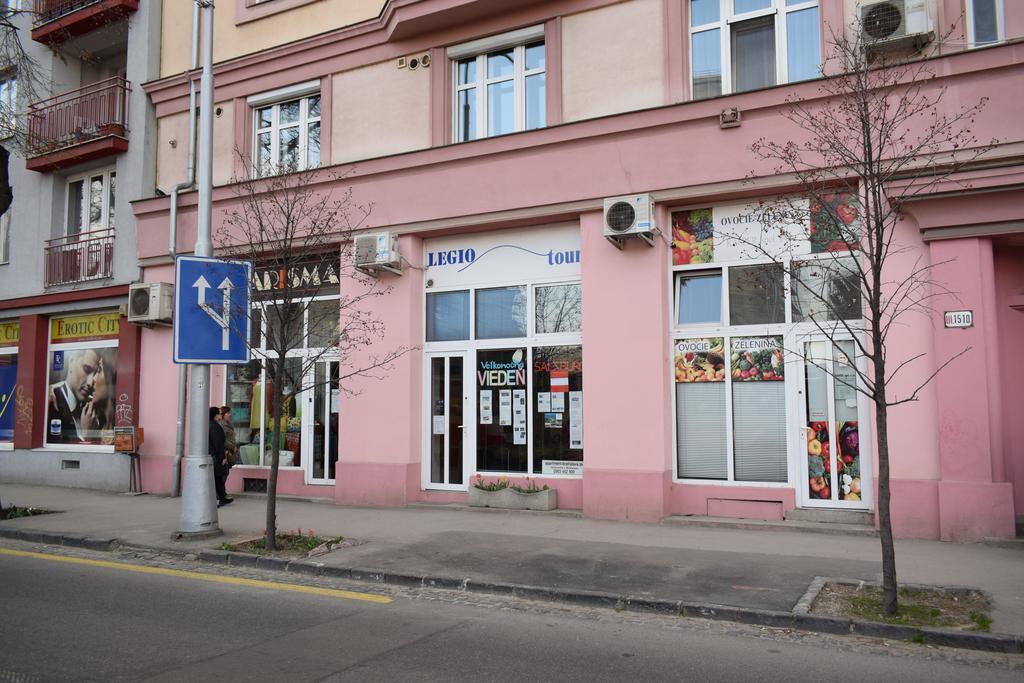 Apartmany Racianska Братислава Экстерьер фото